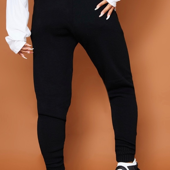Black Knitted Jogger - Picture 5 of 5